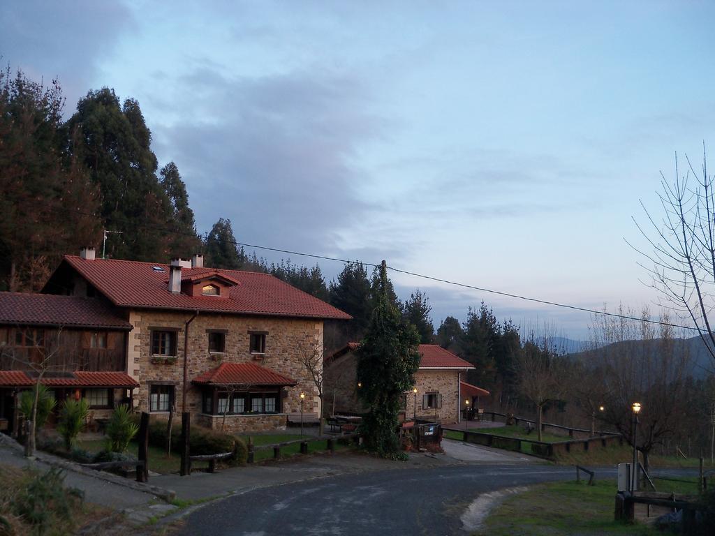 Agroturismo Iturbe Axpe de Busturia Екстер'єр фото